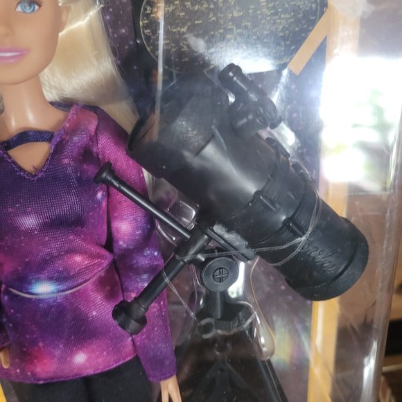 Barbie National Geographic 2018 Barbie New - Picture 7 of 17